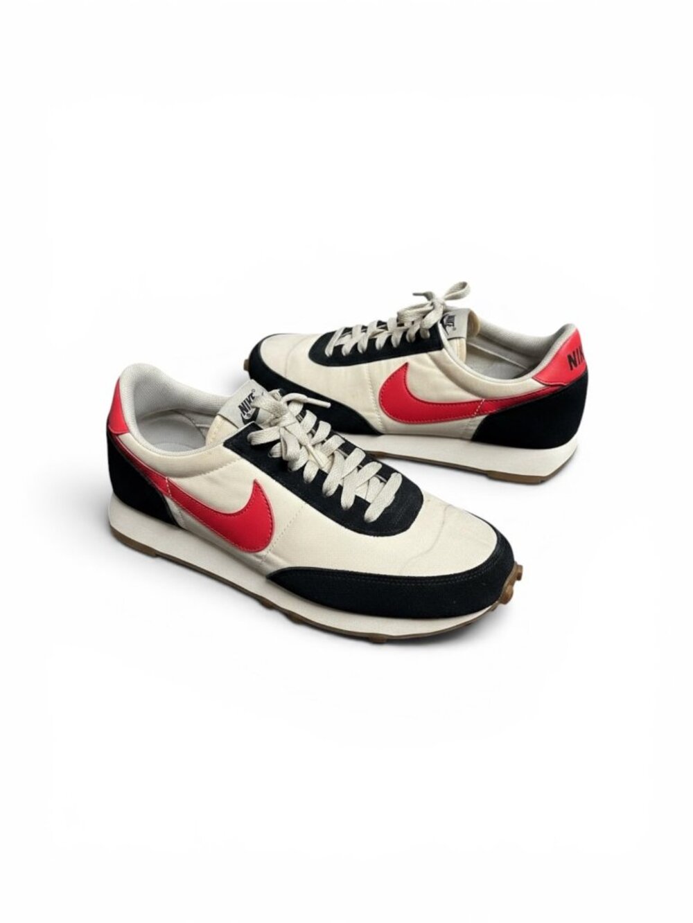 Nike Daybreak Vintage Women Off-White/Red/Black Running Shoes Size 6.5 (A1)